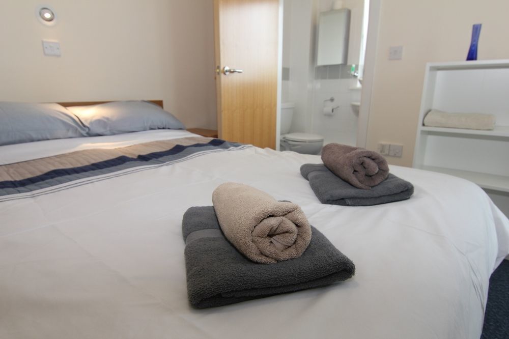 The Sidings Aparthotel Penryn Esterno foto