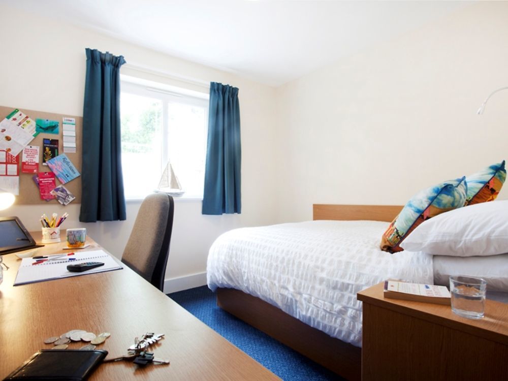 The Sidings Aparthotel Penryn Esterno foto