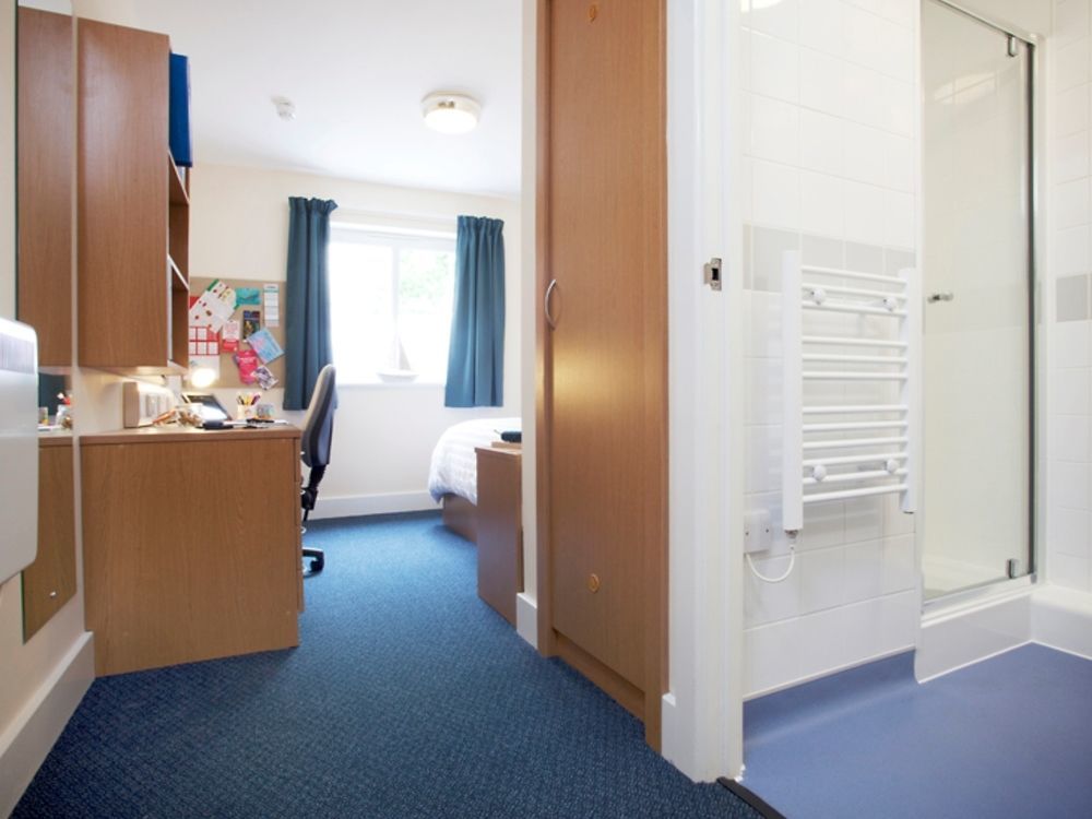 The Sidings Aparthotel Penryn Esterno foto
