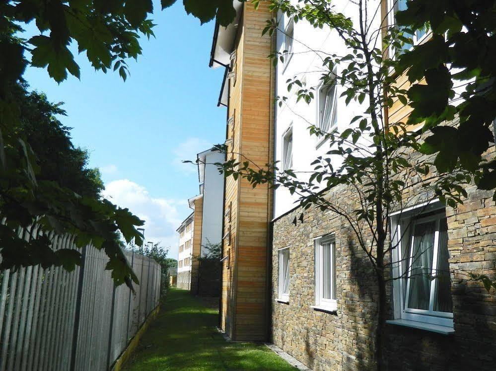 The Sidings Aparthotel Penryn Esterno foto