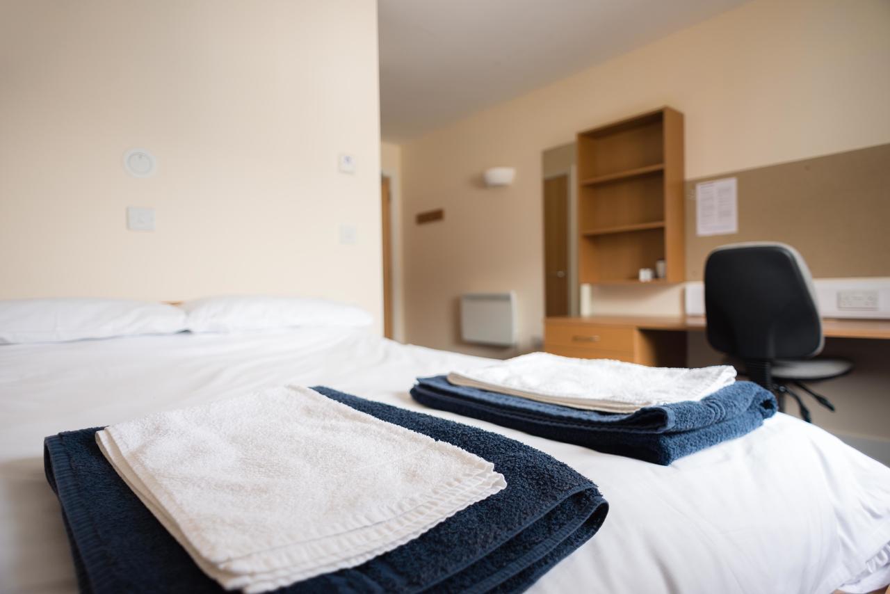 The Sidings Aparthotel Penryn Esterno foto