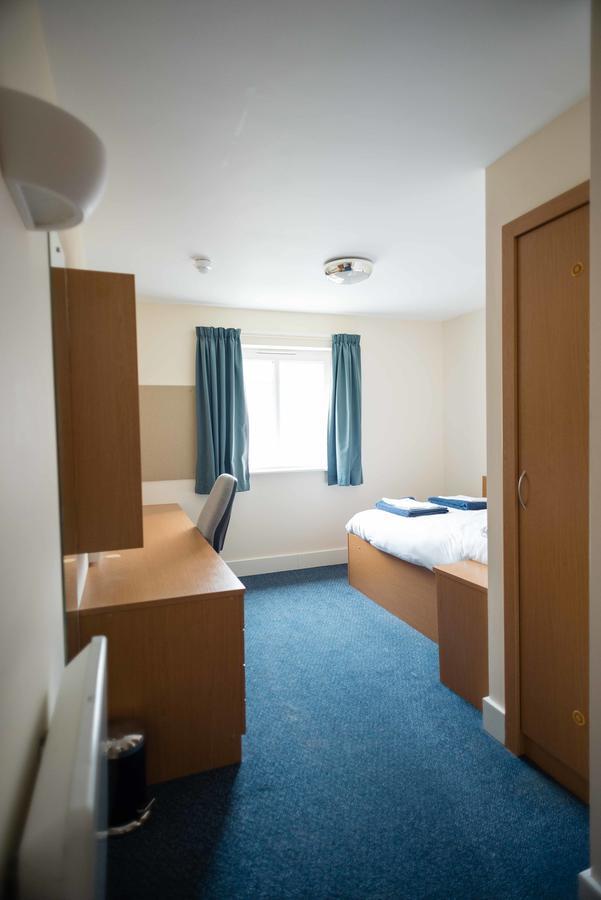 The Sidings Aparthotel Penryn Esterno foto