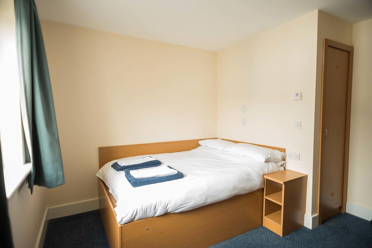 The Sidings Aparthotel Penryn Esterno foto